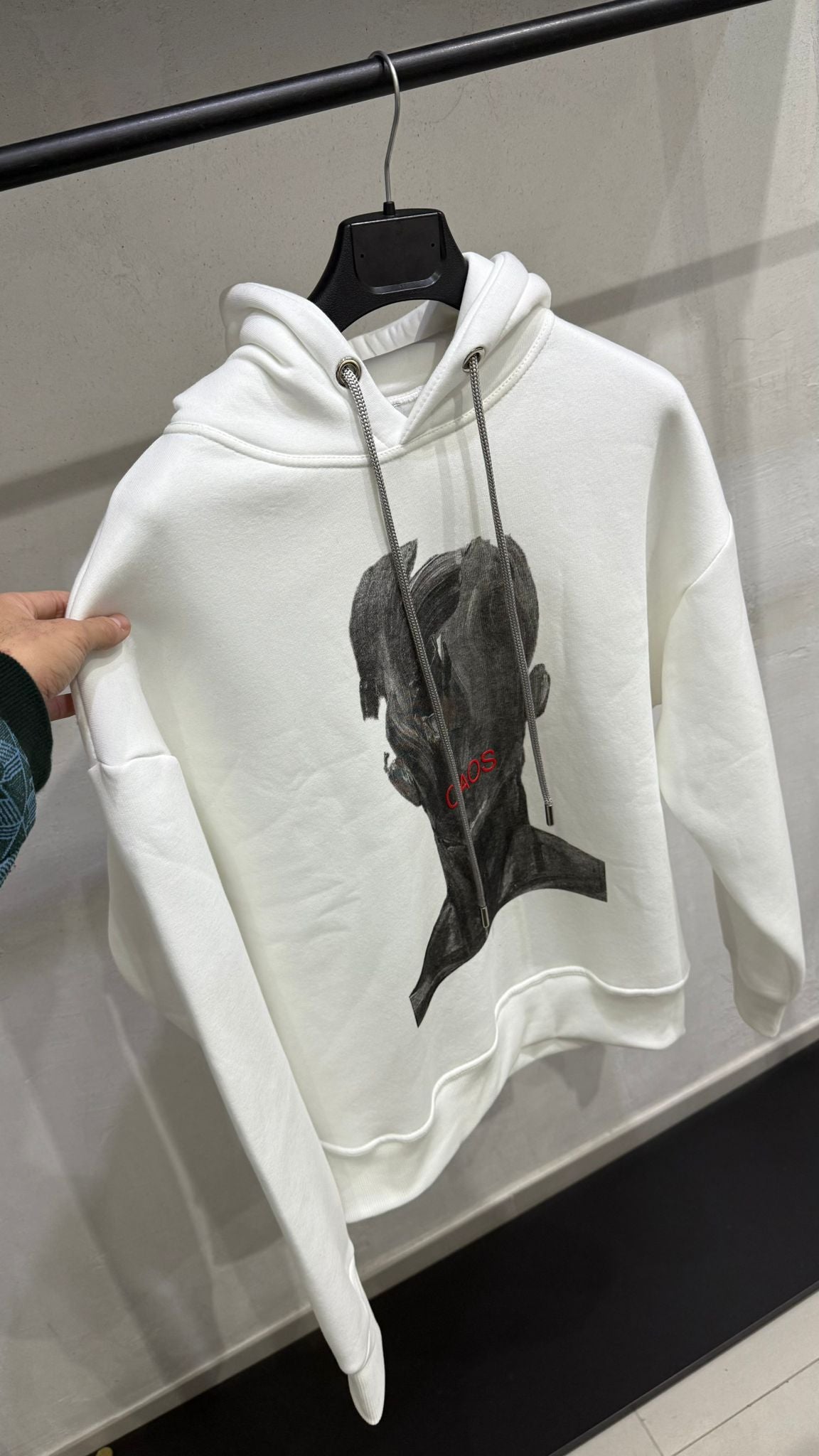 𝐇𝐎𝐎𝐃𝐈𝐄 𝐀𝐋𝐋 𝐅𝐈𝐕𝐄