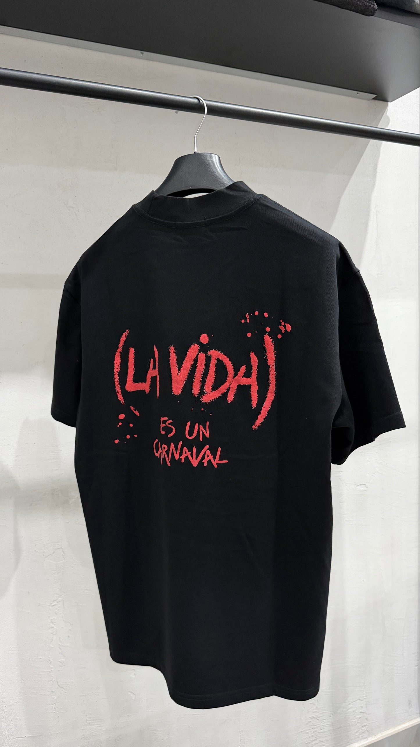 𝐓-𝐒𝐇𝐈𝐑𝐓 𝐋𝐀 𝐕𝐈𝐃𝐀