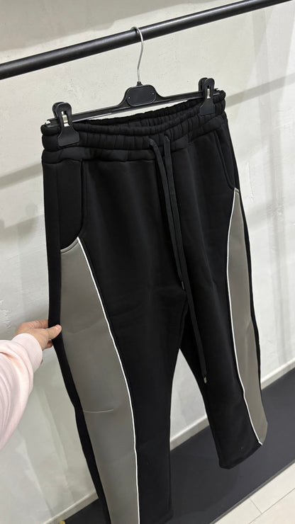 𝐓𝐔𝐓𝐀 𝐁𝐔𝐍𝐊𝐄𝐑