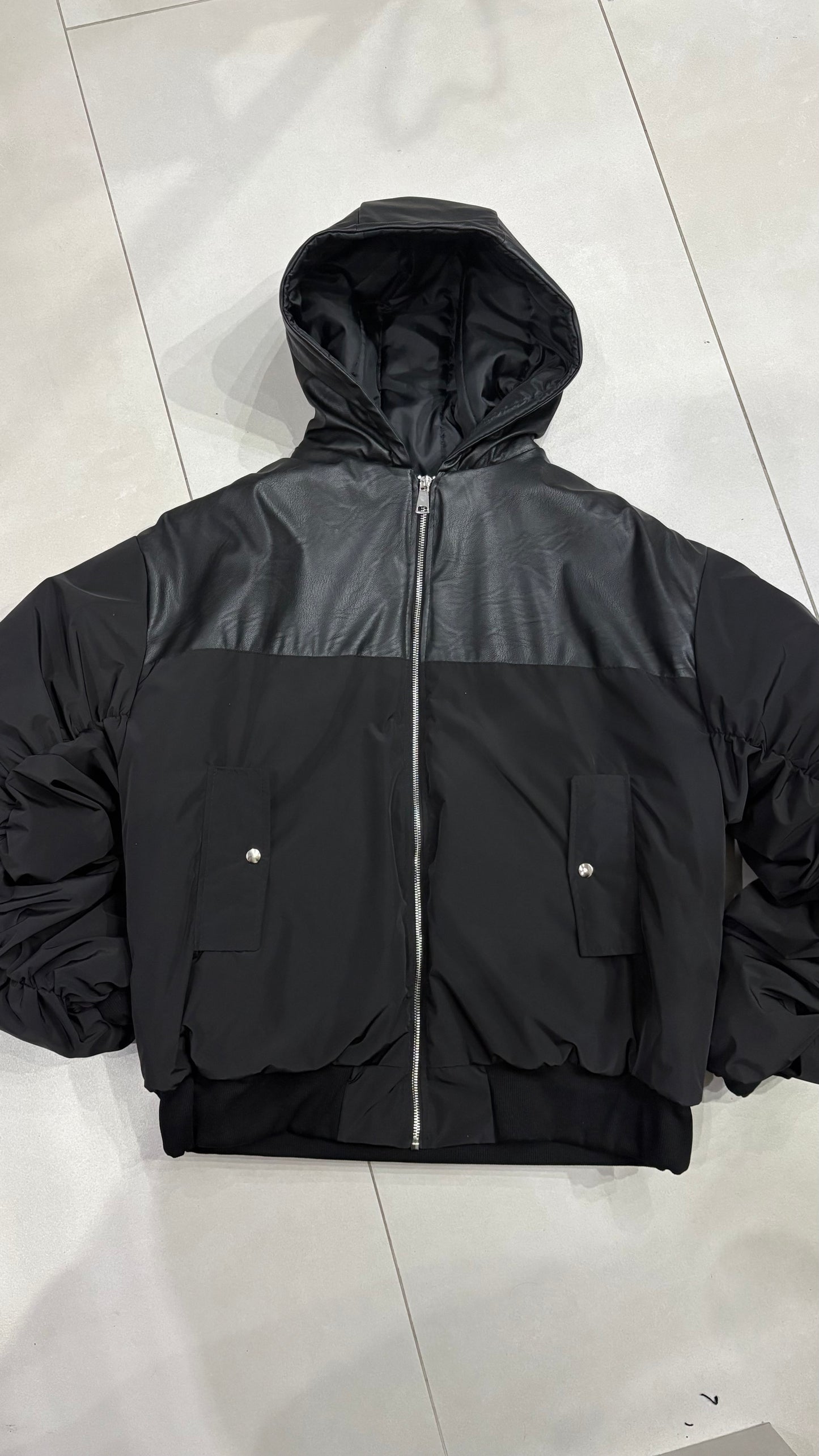 𝐆𝐈𝐔𝐁𝐁𝐈𝐍𝐎 𝐁𝐔𝐍𝐊