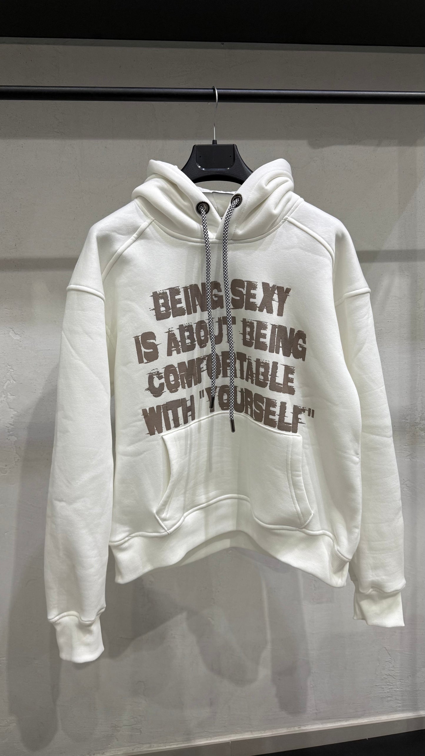 𝐇𝐎𝐎𝐃𝐈𝐄 𝐁𝐄𝐈𝐍𝐆