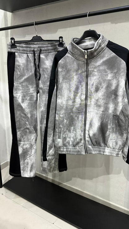 𝐓𝐔𝐓𝐀 𝐁𝐄𝐂𝐇