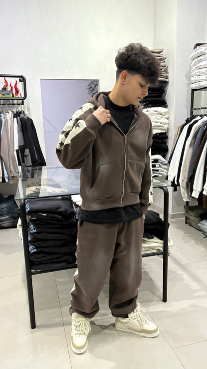 𝐓𝐔𝐓𝐀 𝐒𝐓𝐀𝐑