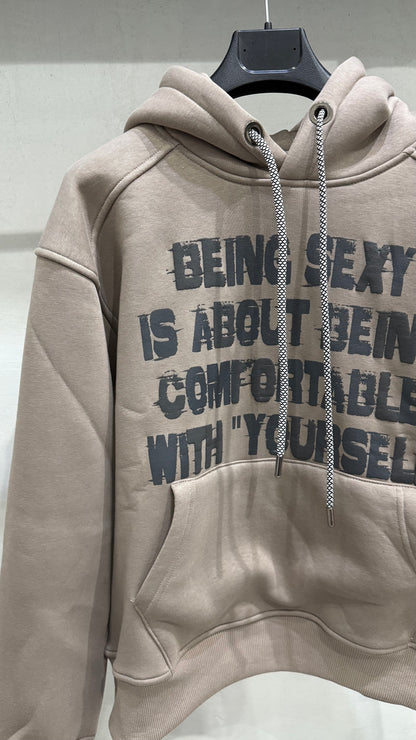 𝐇𝐎𝐎𝐃𝐈𝐄 𝐁𝐄𝐈𝐍𝐆