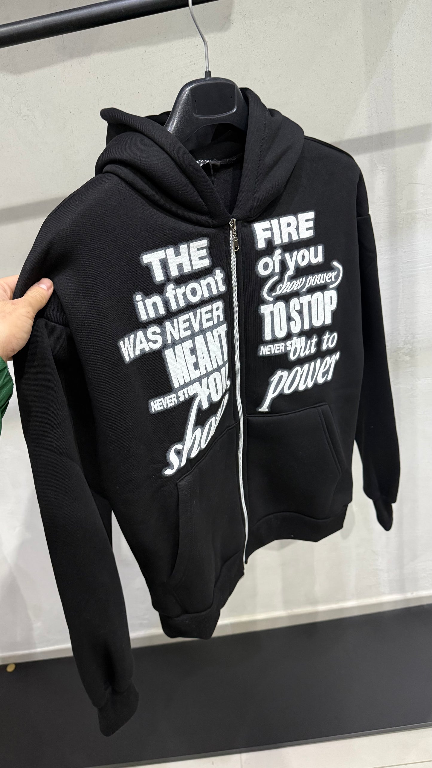 𝐇𝐎𝐎𝐃𝐈𝐄 𝐓𝐎 𝐒𝐓𝐎𝐏