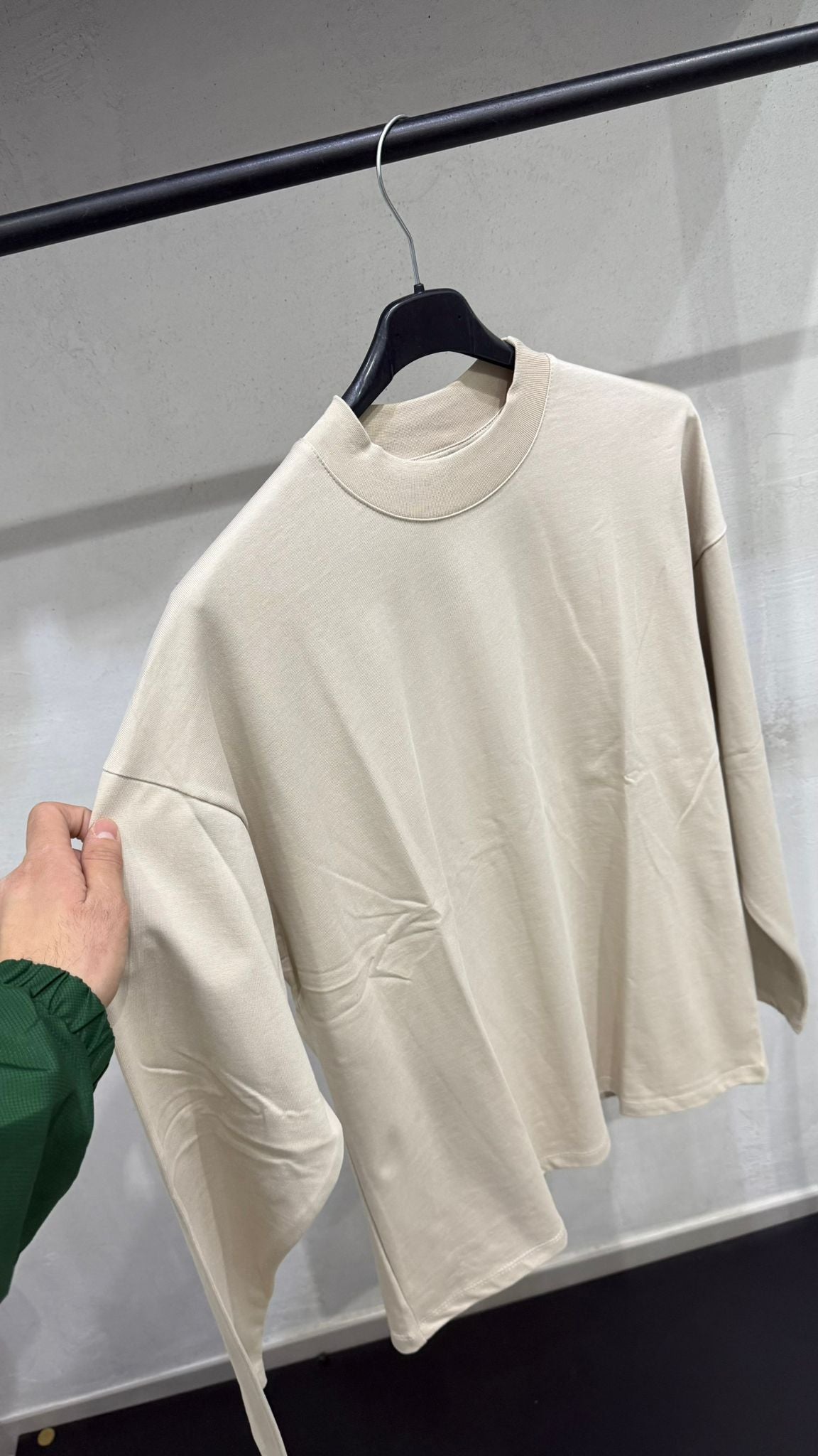 𝐋𝐎𝐍𝐆𝐒𝐋𝐄𝐄𝐕 𝐒𝐈𝐌𝐏𝐋𝐘