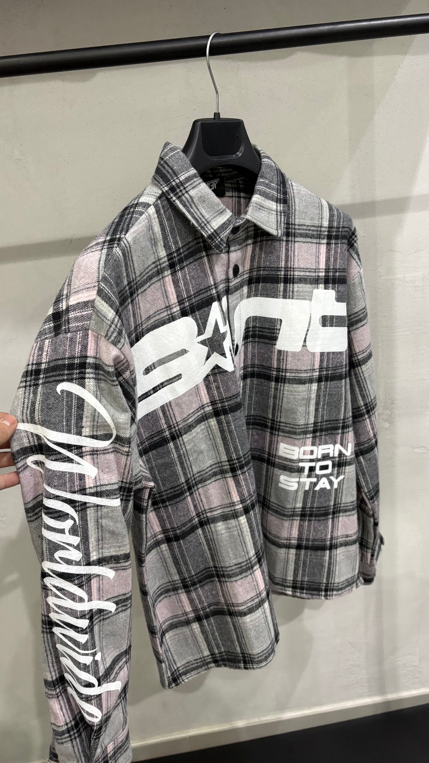 𝐂𝐀𝐌𝐈𝐂𝐈𝐀 𝐅𝐍𝐀𝐘𝐒