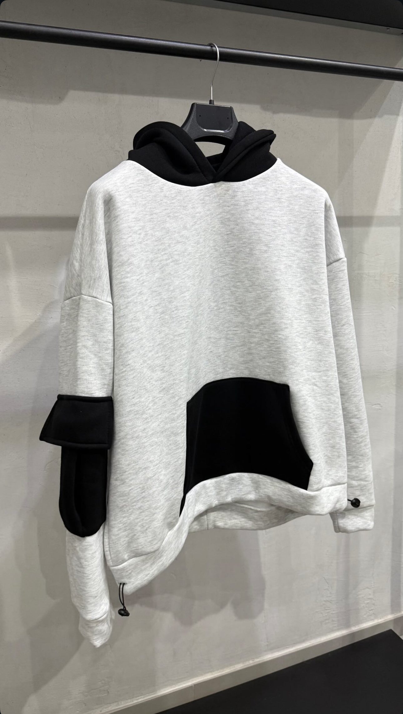 𝐇𝐎𝐎𝐃𝐈𝐄 𝐂𝐈𝐀𝐍𝐎𝐓𝐈𝐂