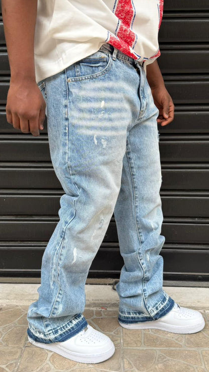 𝐅𝐋𝐀𝐑𝐄 𝐂𝐇𝐔𝐑𝐑𝐈𝐒